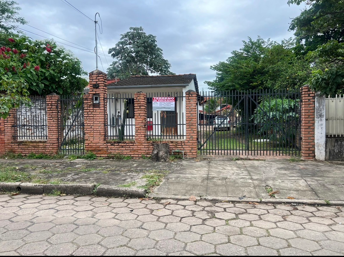 ¡Ubicación TOP! Lote Estratégico en Santa Cruz - InmoFlex
